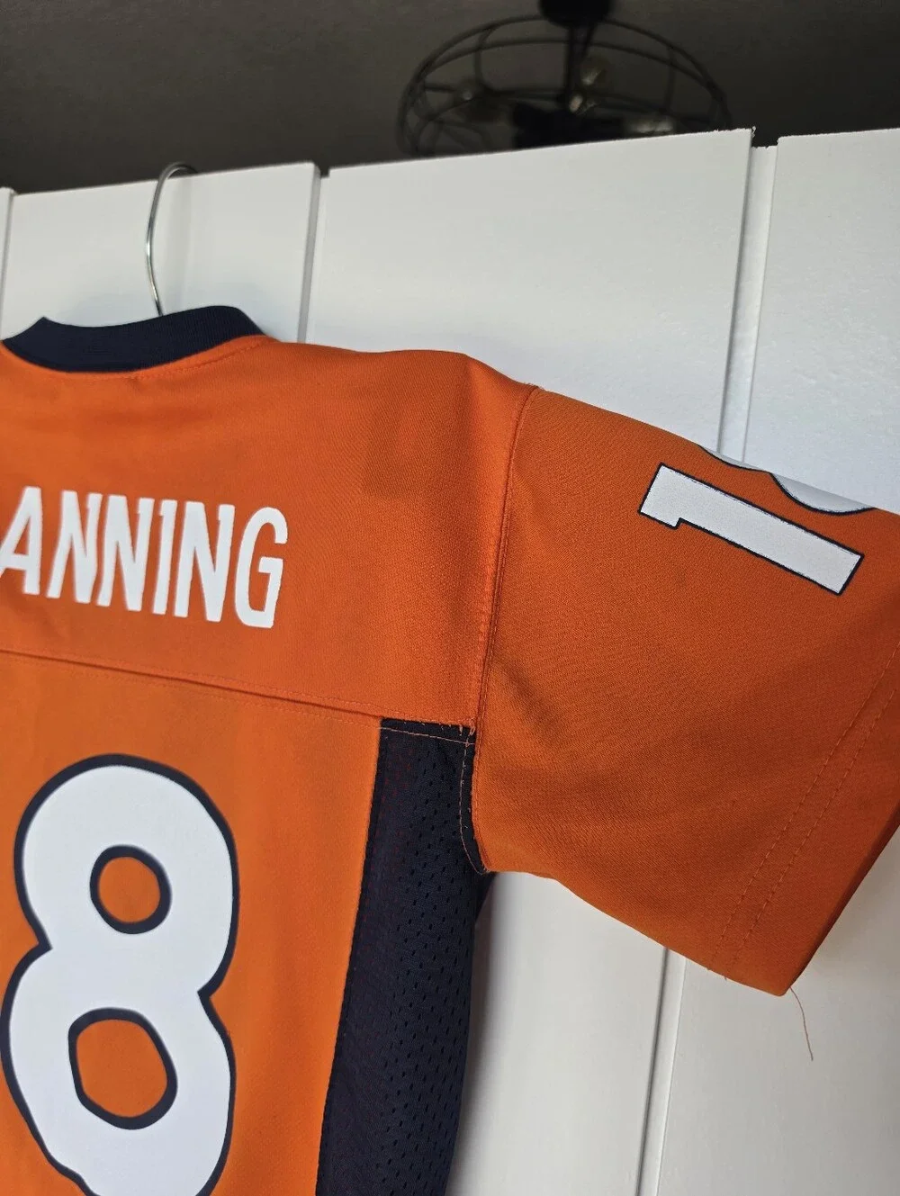 Denver Broncos Peyton Manning #18 NFL jersey in YOUTH Small (8)